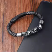 Bracelet en cuir pour homme  Motif infini et acier inoxydable
