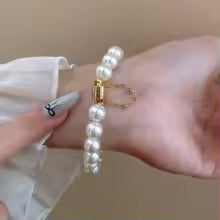 Bracelet Perles d'Eau Douce - Fermoir Magnétique Doré et Chainette