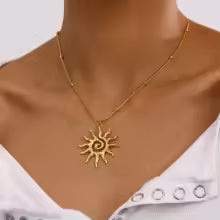 Collier Soleil en Spirale - Acier Inoxydable Martelé Plaqué Or 18K