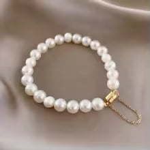 Bracelet Perles d'Eau Douce - Fermoir Magnétique Doré et Chainette